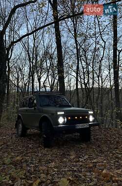 Позашляховик / Кросовер ВАЗ 21214 / 4x4 2008 в Бучачі