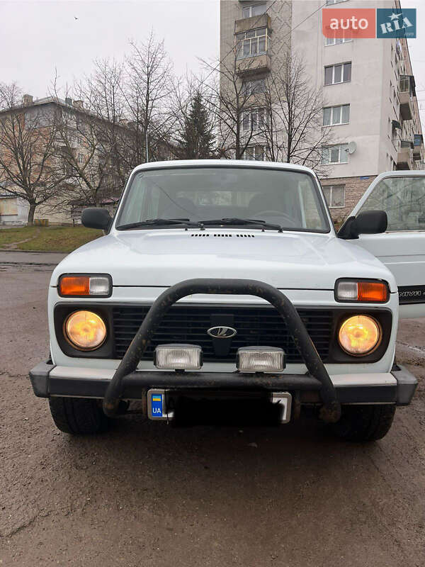 Позашляховик / Кросовер ВАЗ / Lada 21214 / 4x4 2015 в Моршині фото 4 Позашляховик / Кросовер ВАЗ / Lada 21214 / 4x4 2015 в Моршині