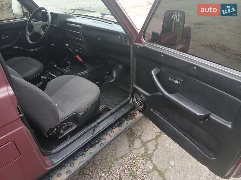 Внедорожник / Кроссовер ВАЗ / Lada 21214 / 4x4 2008 в Вознесенске фото 9 Внедорожник / Кроссовер ВАЗ / Lada 21214 / 4x4 2008 в Вознесенске