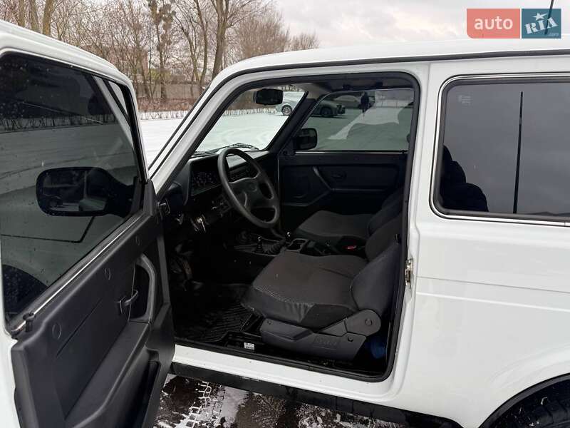 Внедорожник / Кроссовер ВАЗ / Lada 21214 / 4x4 2018 в Киеве фото 12 Внедорожник / Кроссовер ВАЗ / Lada 21214 / 4x4 2018 в Киеве