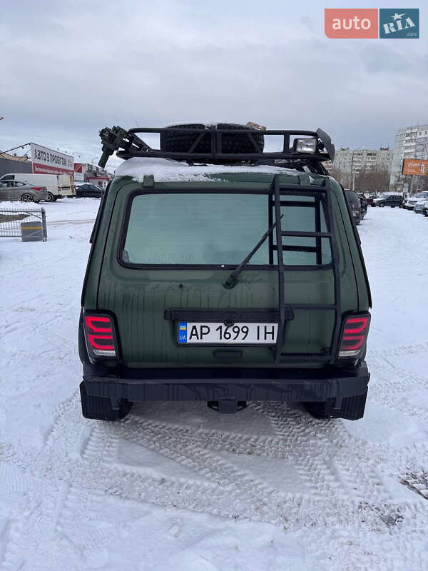 Внедорожник / Кроссовер ВАЗ / Lada 21214 / 4x4 2010 в Запорожье