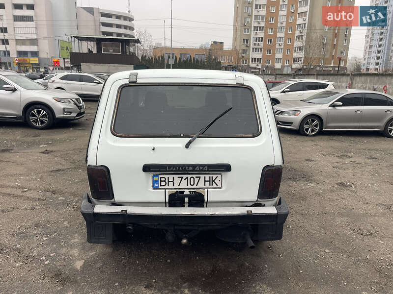 Внедорожник / Кроссовер ВАЗ / Lada 21214 / 4x4 2009 в Киеве