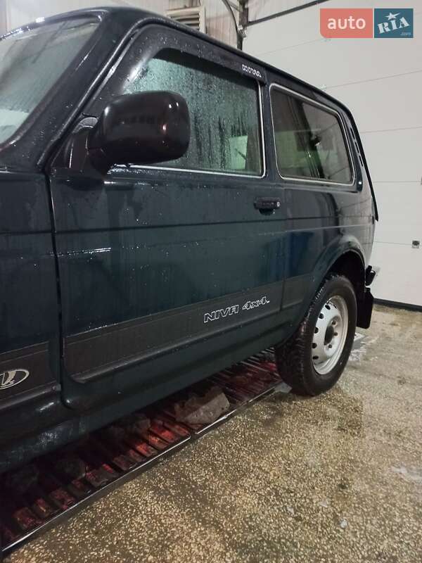 Позашляховик / Кросовер ВАЗ / Lada 21214 / 4x4 2017 в Харкові