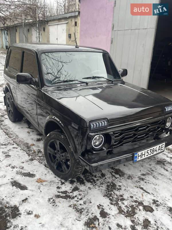 ВАЗ / Lada 21214 / 4x4 2016
