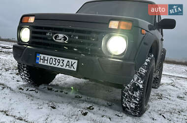 Внедорожник / Кроссовер ВАЗ 21214 / 4x4 2005 в Одессе