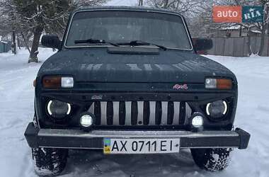 Позашляховик / Кросовер ВАЗ 21214 / 4x4 2010 в Харкові