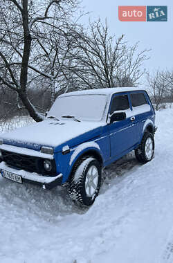 Позашляховик / Кросовер ВАЗ 21214 / 4x4 2008 в Хоролі