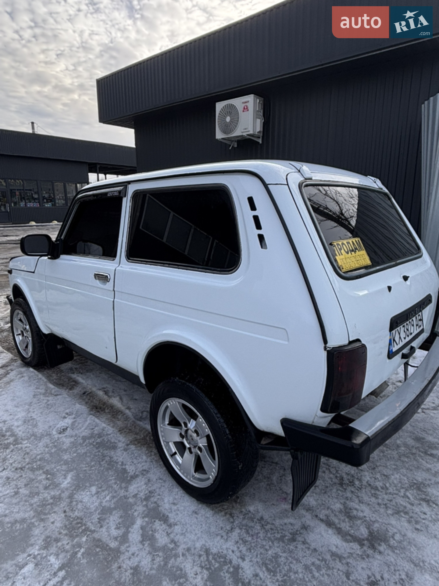 VAZ-Lada 21214 4x4 2013 VIN XTA212140E2152135 фото оголошення 22 з 28