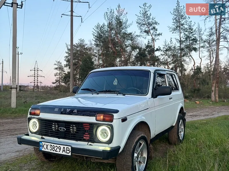 ВАЗ / Lada 21214 / 4x4 2014 VIN XTA212140E2185780 фото оголошення 17 з 46