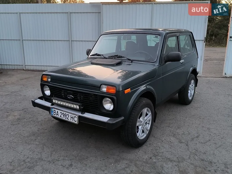 ВАЗ / Lada Niva 2011