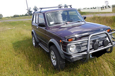 Внедорожник / Кроссовер ВАЗ / Lada 2123 Niva 2004 в Вараше