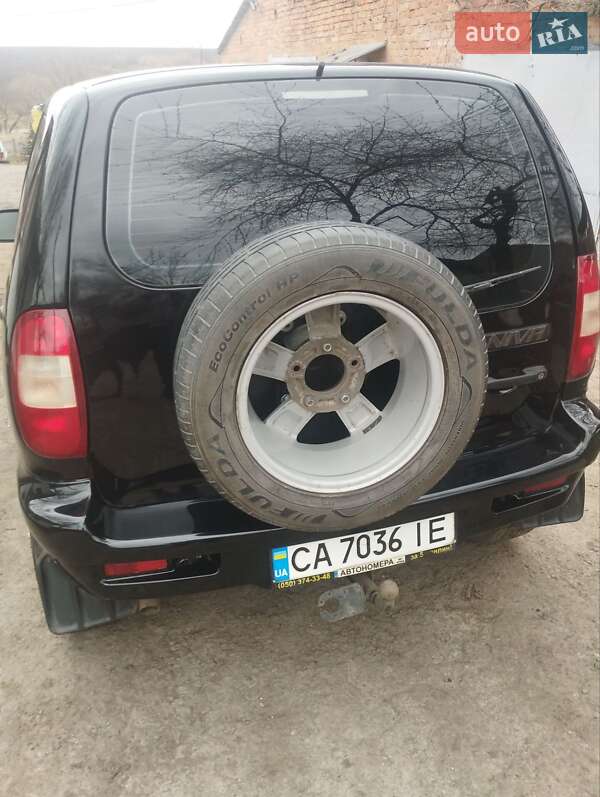 Позашляховик / Кросовер ВАЗ / Lada 2123 Niva 2008 в Умані