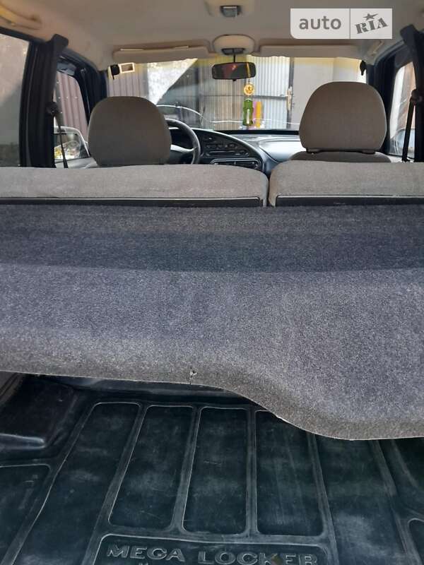 Внедорожник / Кроссовер ВАЗ / Lada 2123 Niva 2005 в Черновцах