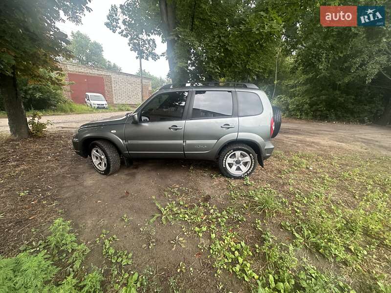 Позашляховик / Кросовер ВАЗ / Lada 2123 Niva 2020 в Кролевці