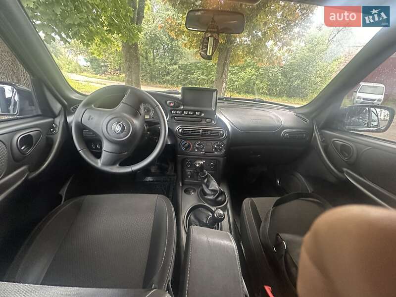 Позашляховик / Кросовер ВАЗ / Lada 2123 Niva 2020 в Кролевці