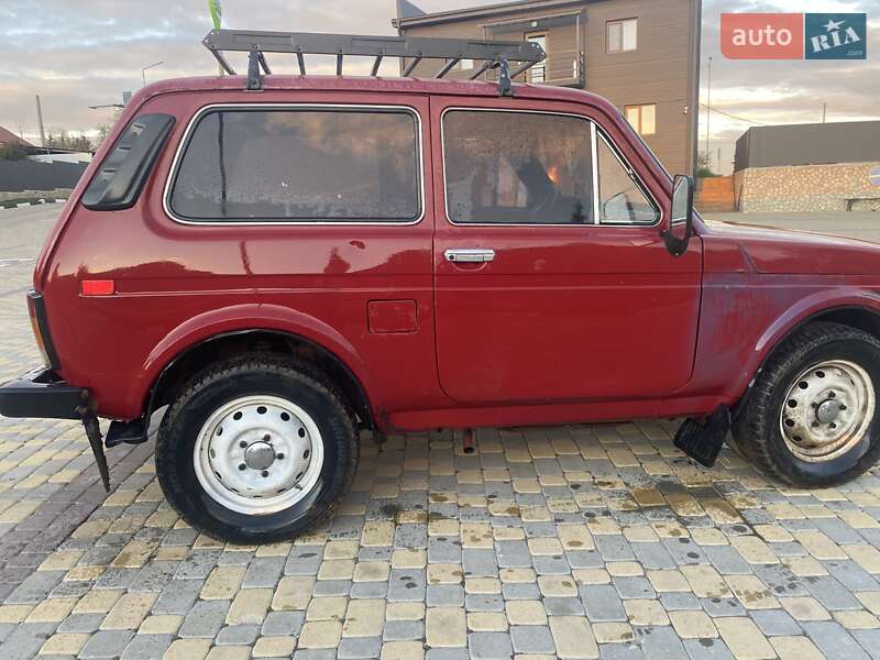 Внедорожник / Кроссовер ВАЗ / Lada 2123 Niva 1998 в Копычинце фото 3 Внедорожник / Кроссовер ВАЗ / Lada 2123 Niva 1998 в Копычинце