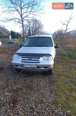 Позашляховик / Кросовер ВАЗ 2123 Niva 2006 в Тячеві