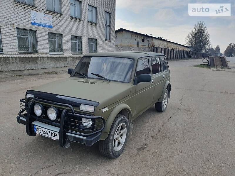 Позашляховик / Кросовер ВАЗ / Lada 2131 Нива 2000 в Дніпрі