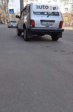 Позашляховик / Кросовер ВАЗ / Lada 2131 Нива 2013 в Києві