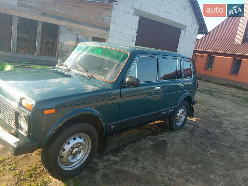 Внедорожник / Кроссовер ВАЗ / Lada 2131 Нива 1998 в Камне-Каширском
