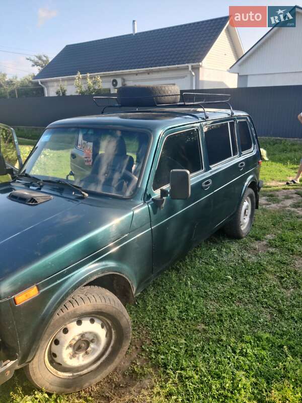Внедорожник / Кроссовер ВАЗ / Lada 2131 Нива 1998 в Градижске