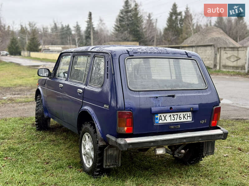 Внедорожник / Кроссовер ВАЗ / Lada 2131 Нива 1998 в Харькове