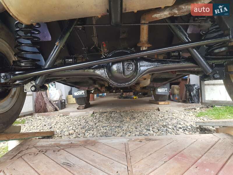 Внедорожник / Кроссовер ВАЗ / Lada 2131 Нива 2003 в Самборе