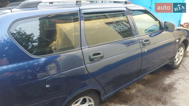 Універсал ВАЗ / Lada 2170 Priora 2011 в Кам'янському