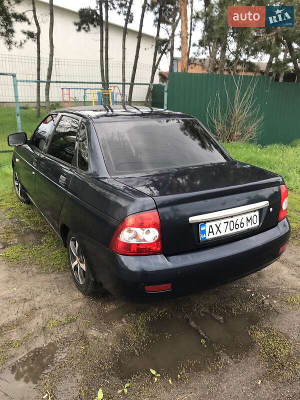 Седан ВАЗ / Lada 2170 Priora 2008 в Печенегах