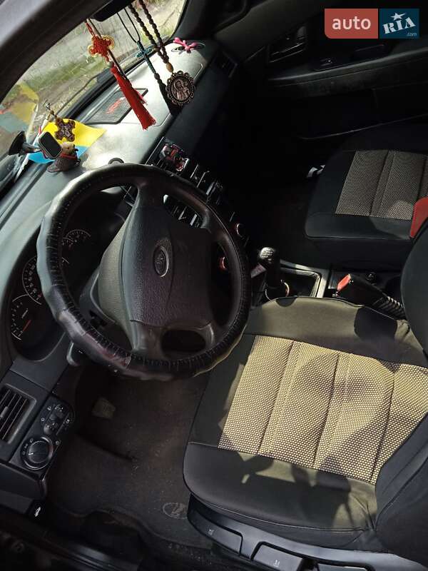 Седан ВАЗ / Lada 2170 Priora 2009 в Житомире