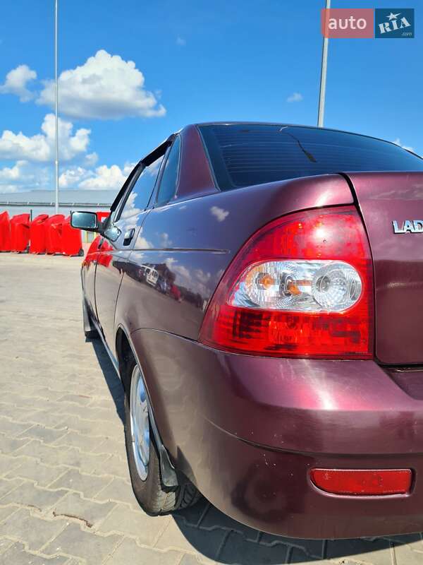Седан ВАЗ / Lada 2170 Priora 2008 в Луцке