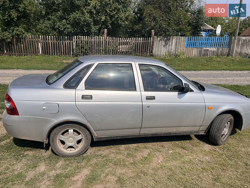 Седан ВАЗ / Lada 2170 Priora 2008 в Валках фото 5 Седан ВАЗ / Lada 2170 Priora 2008 в Валках
