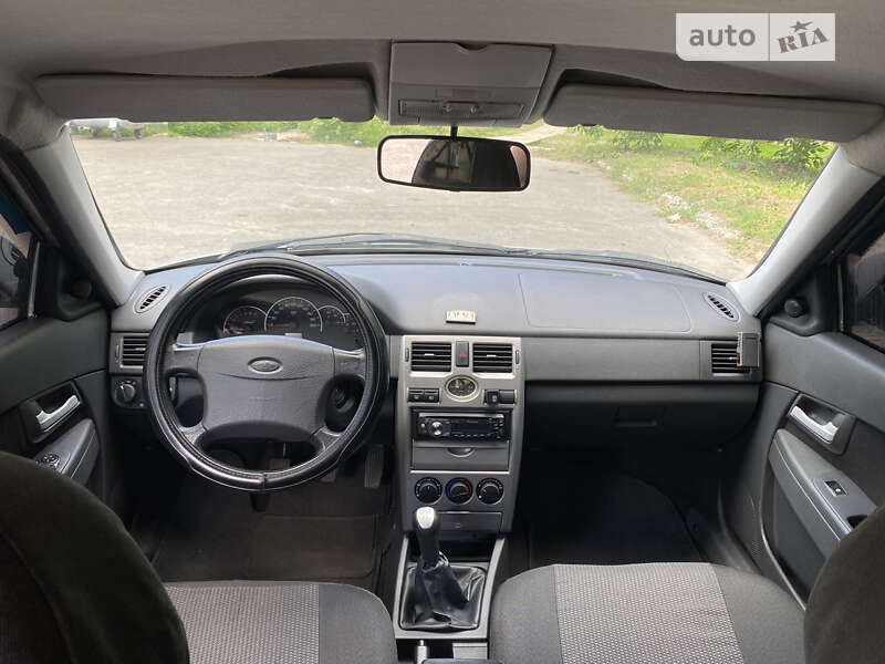 ВАЗ / Lada 2170 Priora 2012