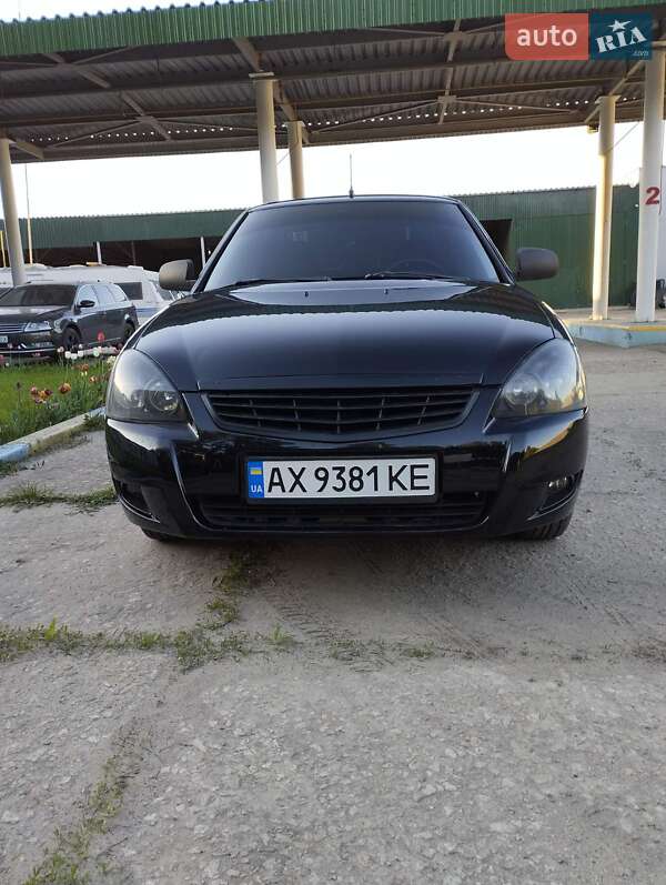 Седан ВАЗ / Lada 2170 Priora 2011 в Богодухове
