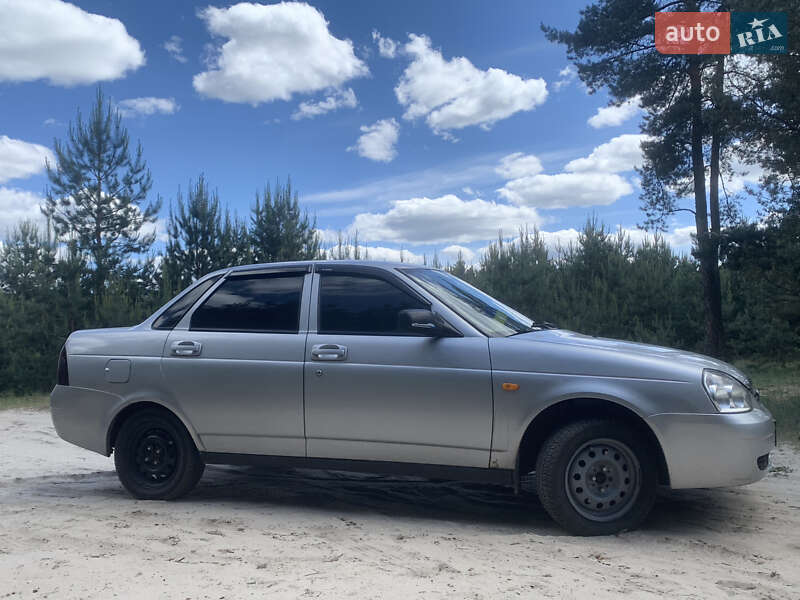 Седан ВАЗ / Lada 2170 Priora 2007 в Царичанці