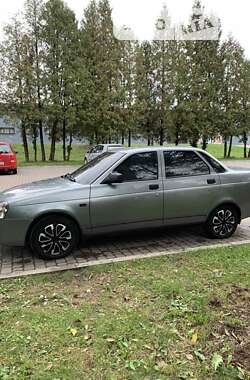 Седан ВАЗ / Lada 2170 Priora 2007 в Новом Роздоле