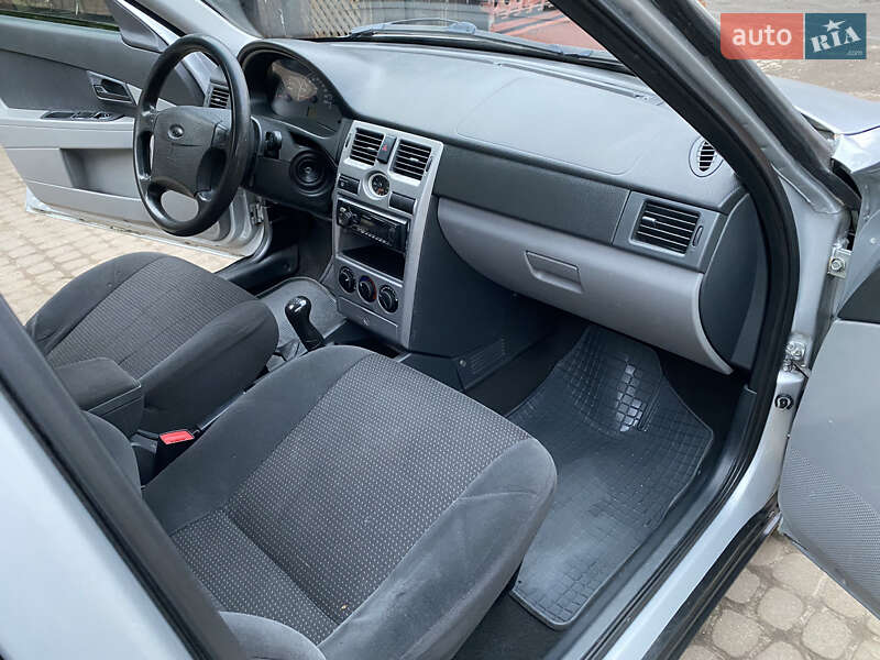 Седан ВАЗ / Lada 2170 Priora 2008 в Кам'янці-Бузькій