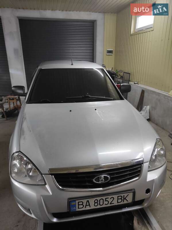 Седан ВАЗ / Lada 2170 Priora 2013 в Благовещенском
