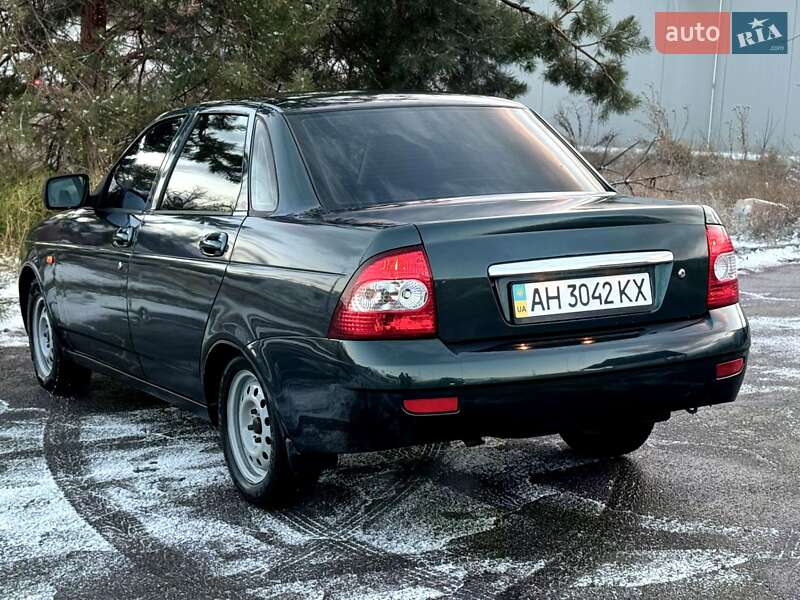 Седан ВАЗ / Lada 2170 Priora 2012 в Краматорске