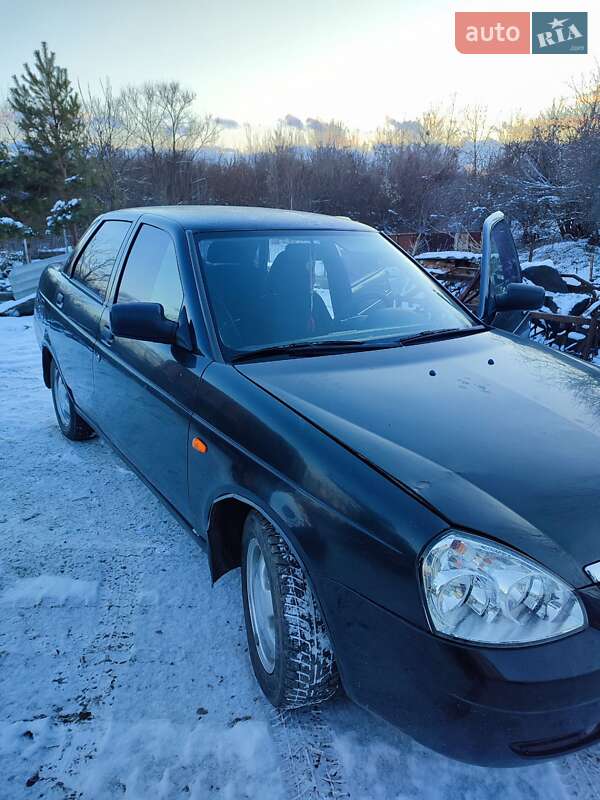 Седан ВАЗ / Lada 2170 Priora 2008 в Красному