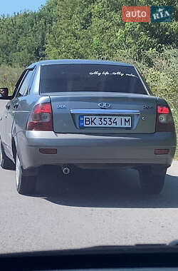 Седан ВАЗ 2170 Priora 2011 в 