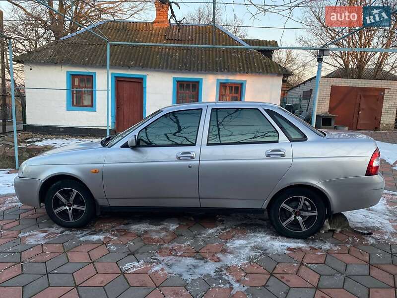 Седан ВАЗ / Lada 2170 Priora 2008 в Первомайске