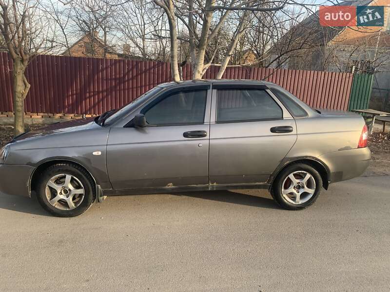 Седан ВАЗ / Lada 2170 Priora 2007 в Калиновке фото 8 Седан ВАЗ / Lada 2170 Priora 2007 в Калиновке