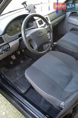 Седан ВАЗ / Lada 2170 Priora 2007 в Белогорье