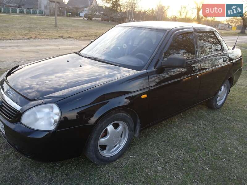 Седан ВАЗ / Lada 2170 Priora 2007 в Белогорье