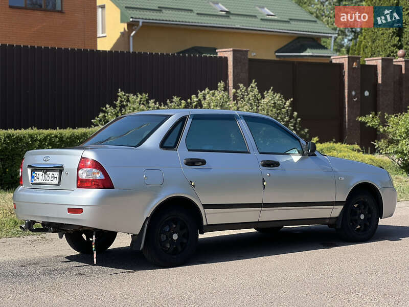 Седан ВАЗ 2170 Priora 2008 в 