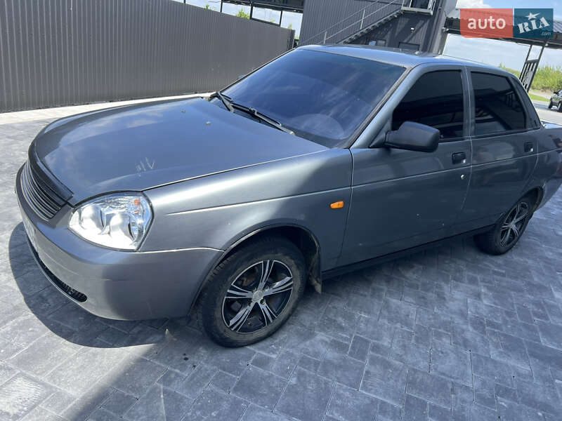 Седан ВАЗ 2170 Priora 2008 в 
