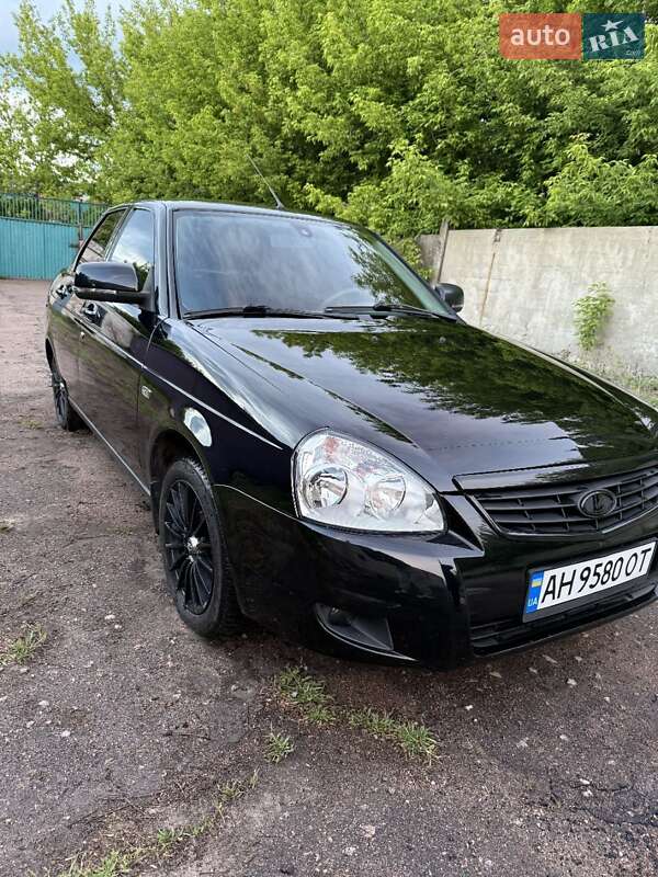 Седан ВАЗ / Lada 2170 Priora 2012 в Александрие