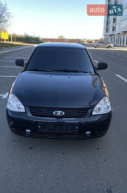 Седан ВАЗ 2170 Priora 2011 в Умани