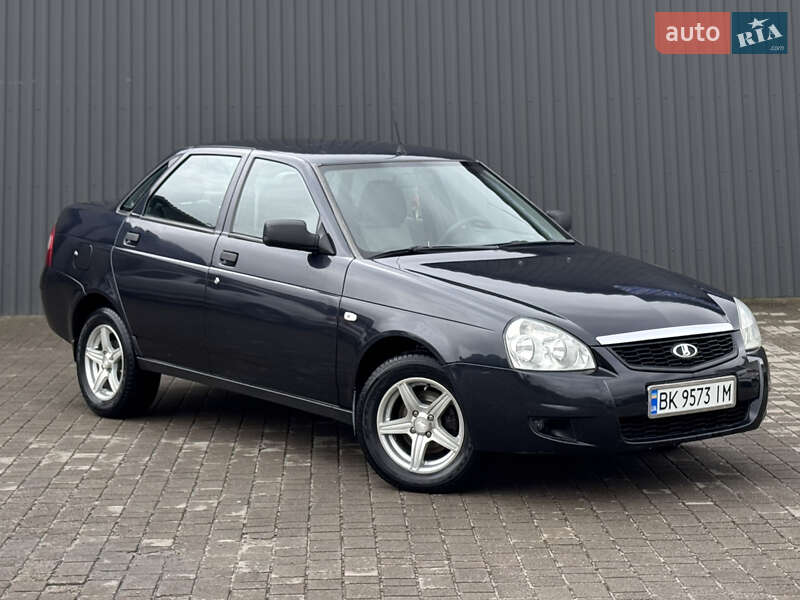 Седан ВАЗ 2170 Priora 2008 в 